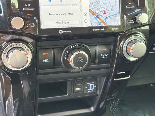 Used 2024 Toyota 4Runner TRD Off-Road Premium w/ Moonroof Package AWD/4WD image 32
