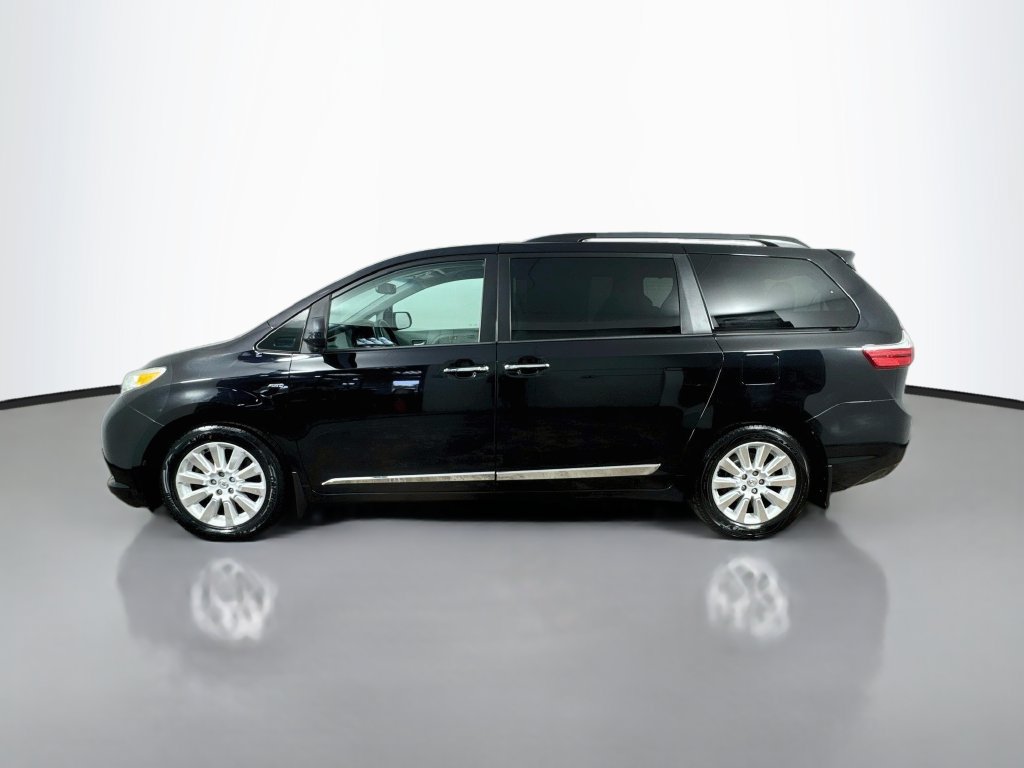 Used 2016 Toyota Sienna XLE Premium w/ Protection Package AWD/4WD image 4
