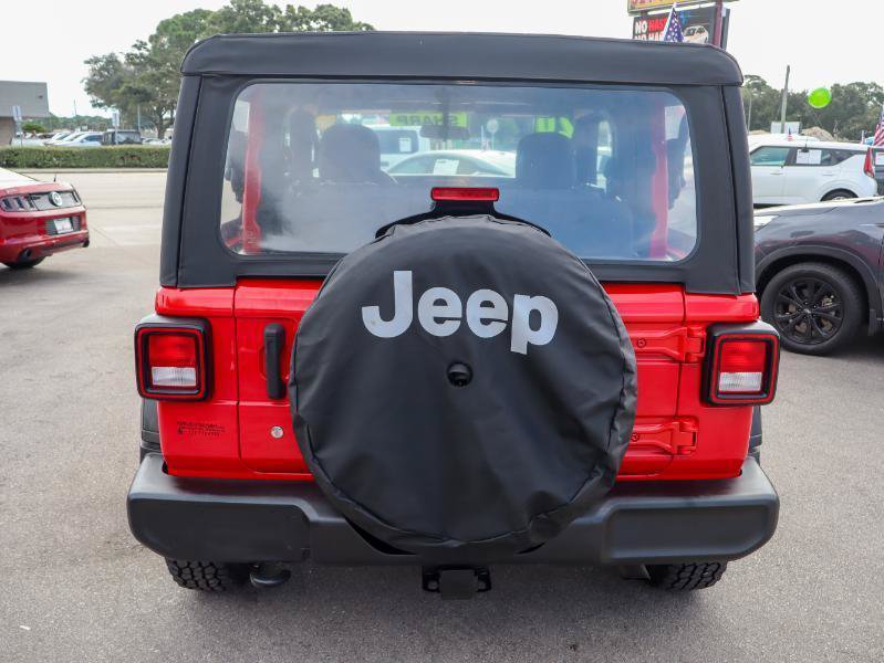Used 2020 Jeep Wrangler Sport AWD/4WD image 4