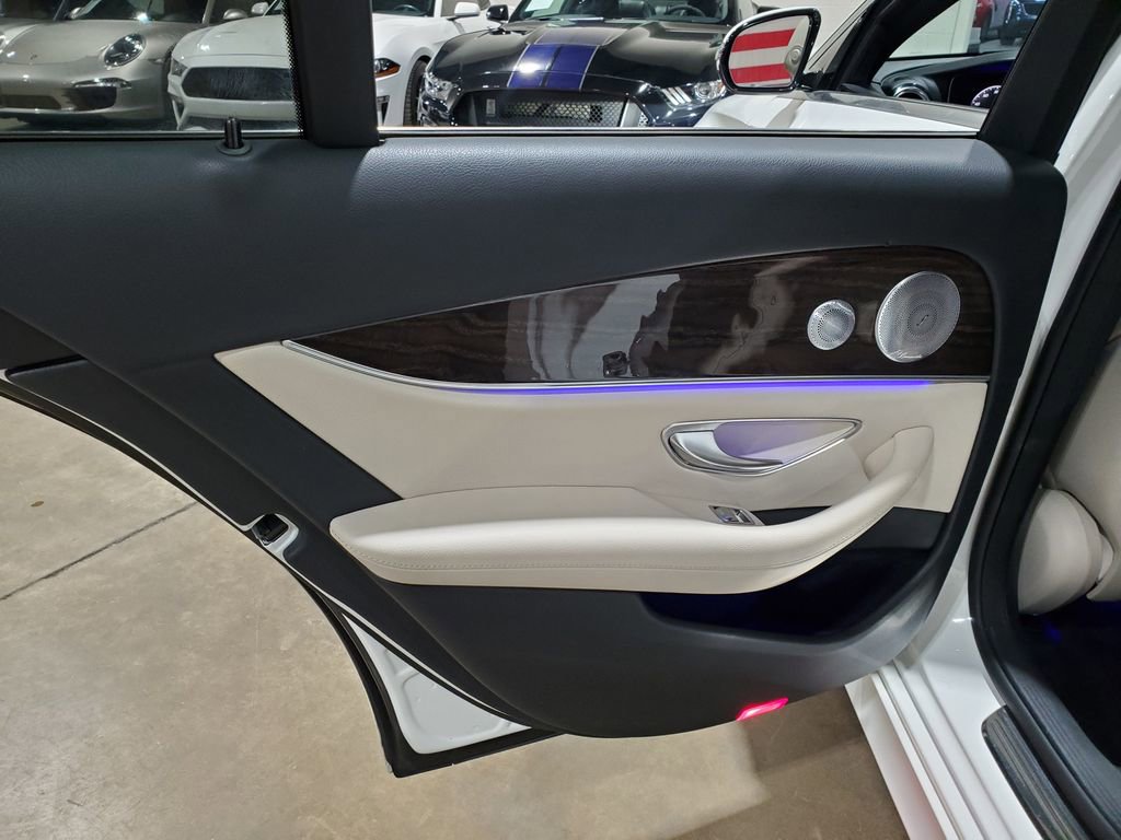 Used 2020 Mercedes-Benz E 350 Sedan image 26
