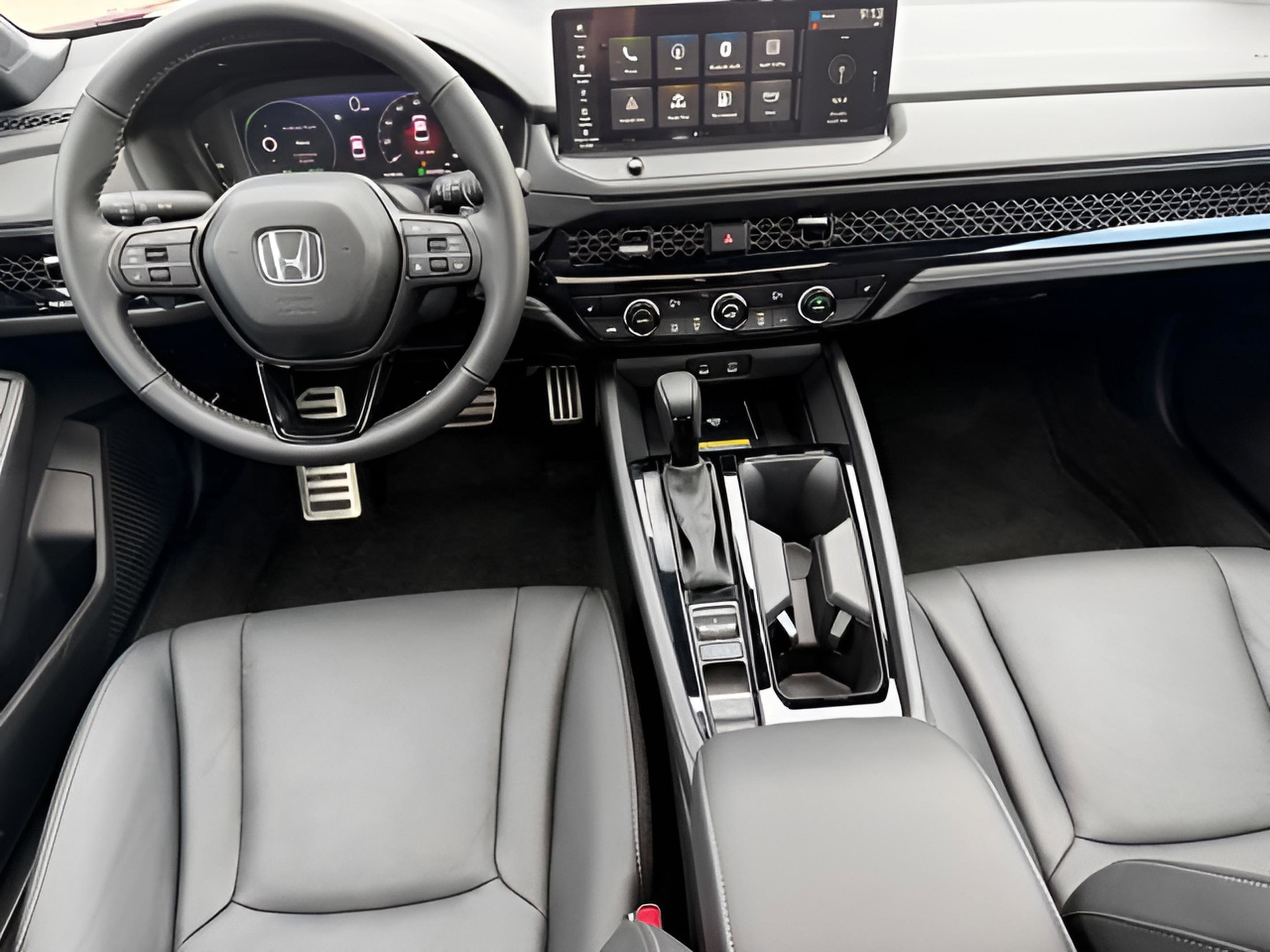 Used 2025 Honda Accord Sport image 10