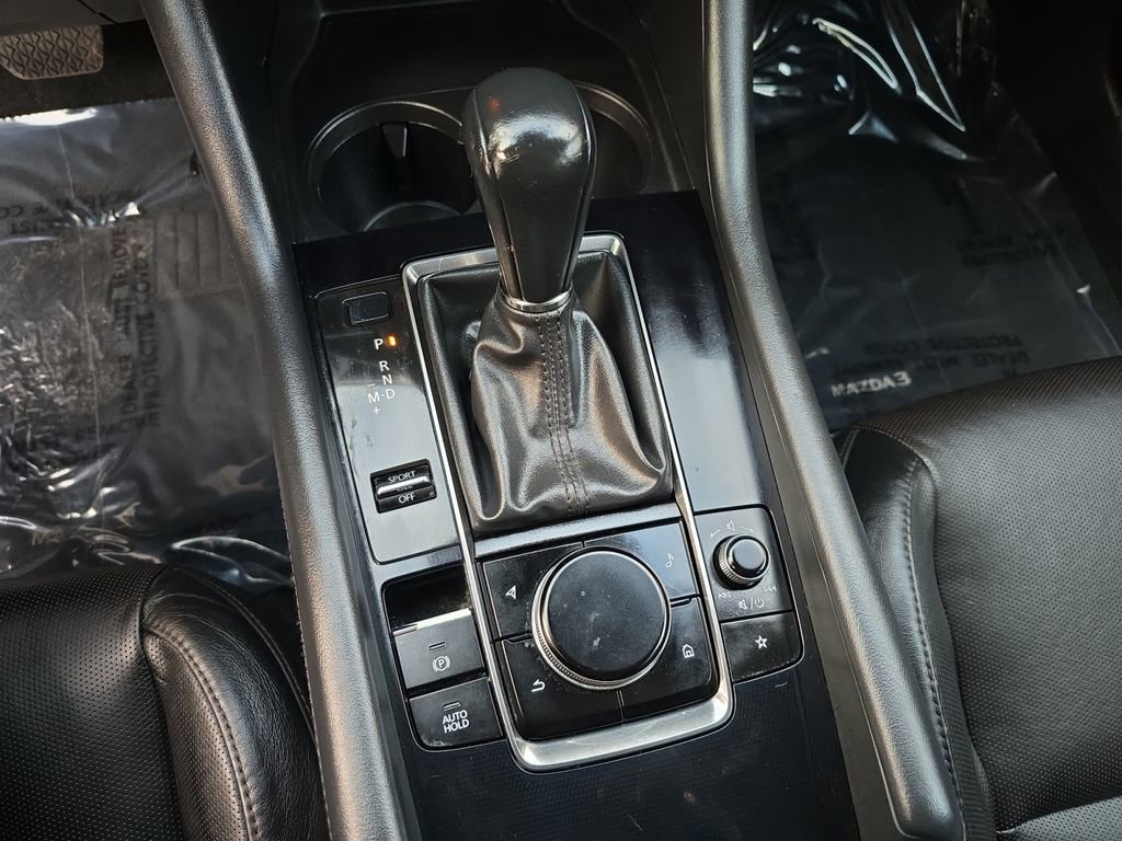 Used 2020 MAZDA MAZDA3 AWD Sedan w/ Premium Package image 17