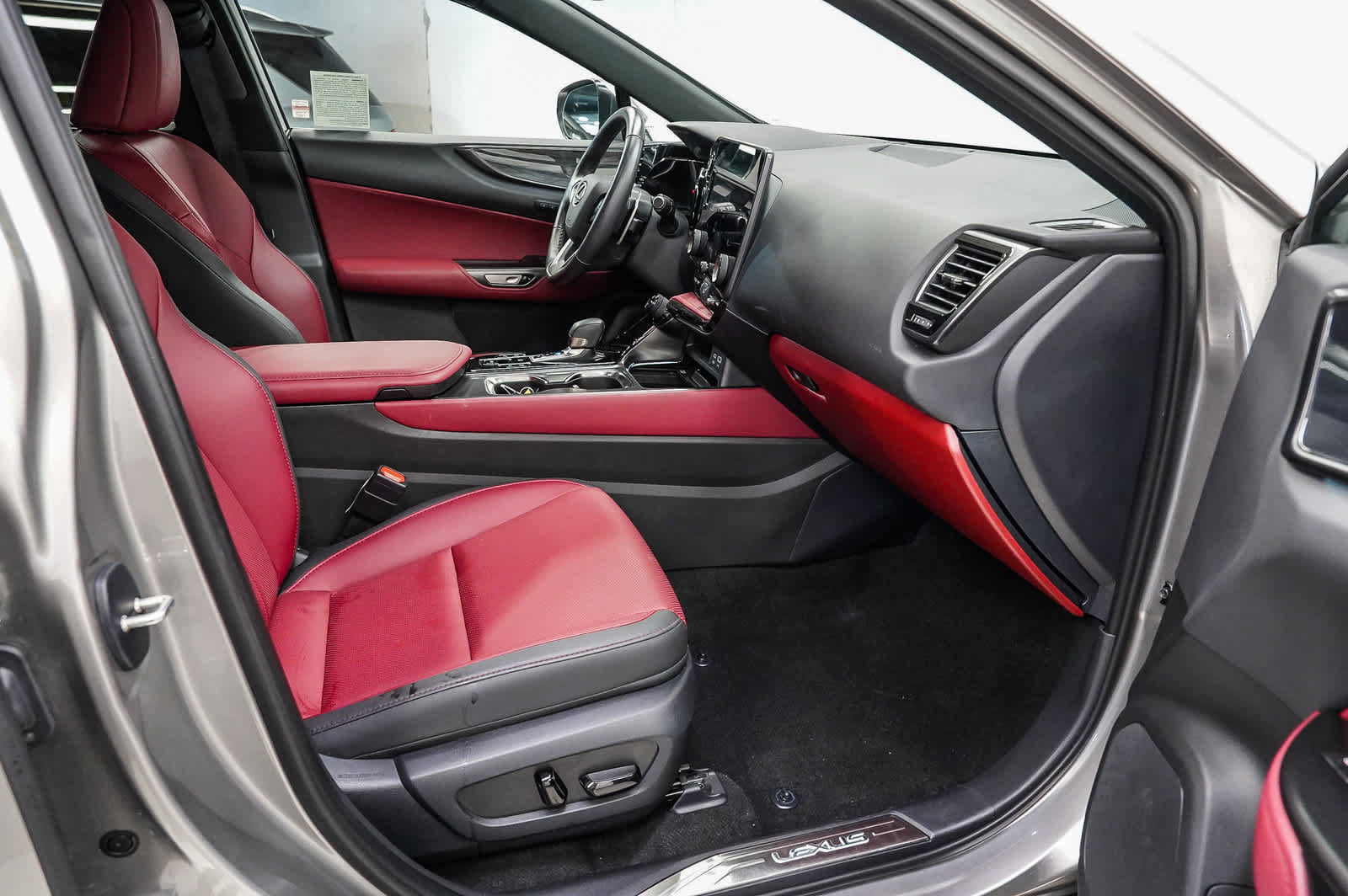 Used 2026 Lexus NX 350 AWD w/ Accessory Package (2T) image 17