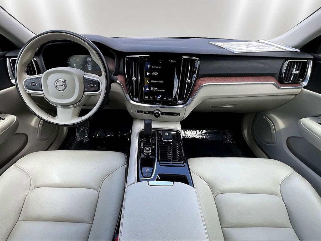 Used 2022 Volvo S60 T8 Inscription AWD/4WD image 7