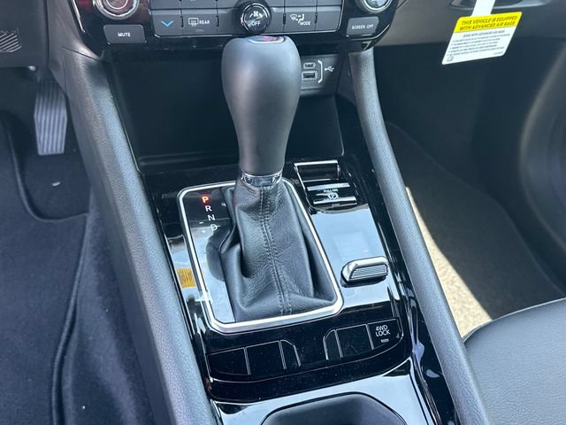 New 2026 Jeep Compass Latitude AWD/4WD image 18