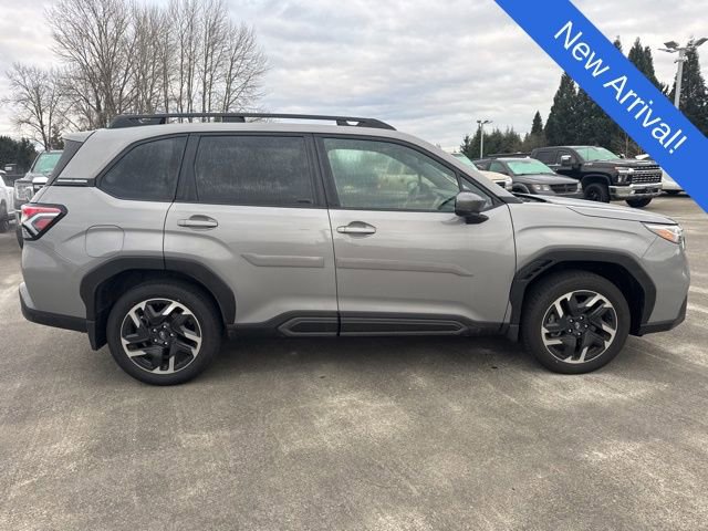 Used 2025 Subaru Forester Limited image 8