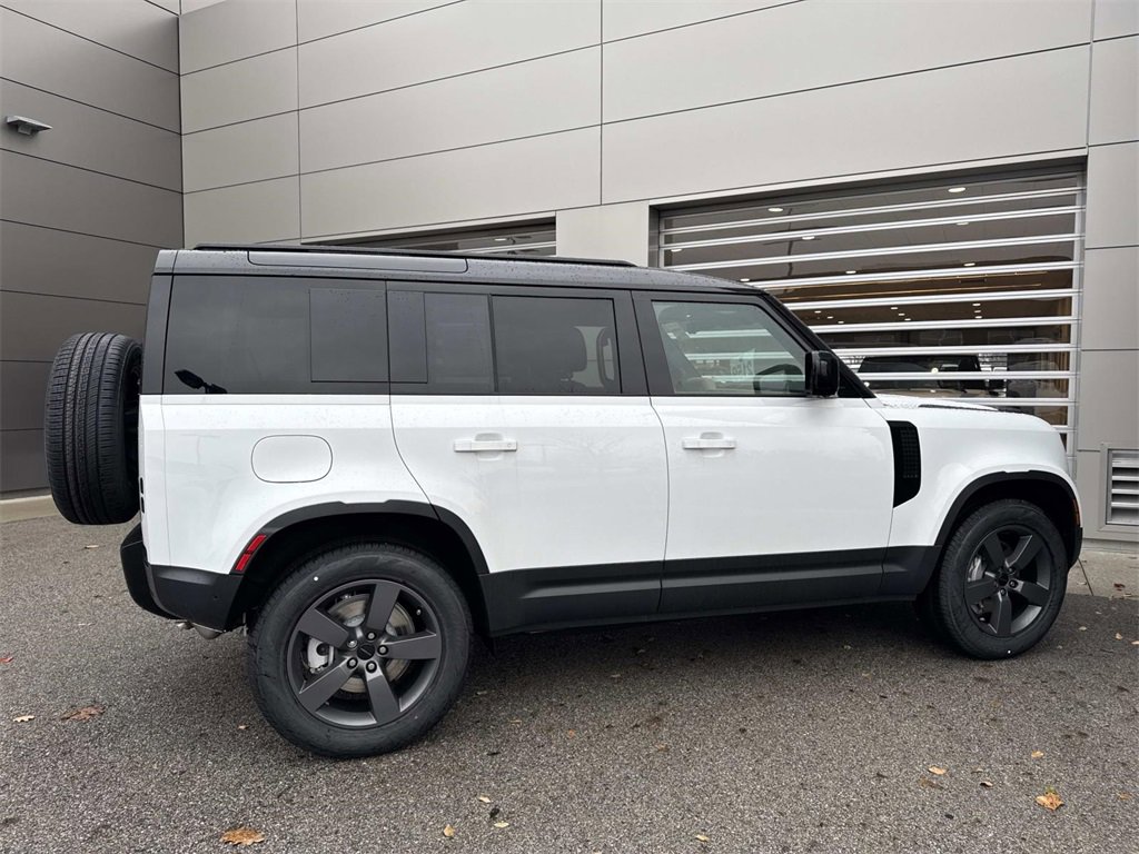 New 2026 Land Rover Defender 110 S image 6