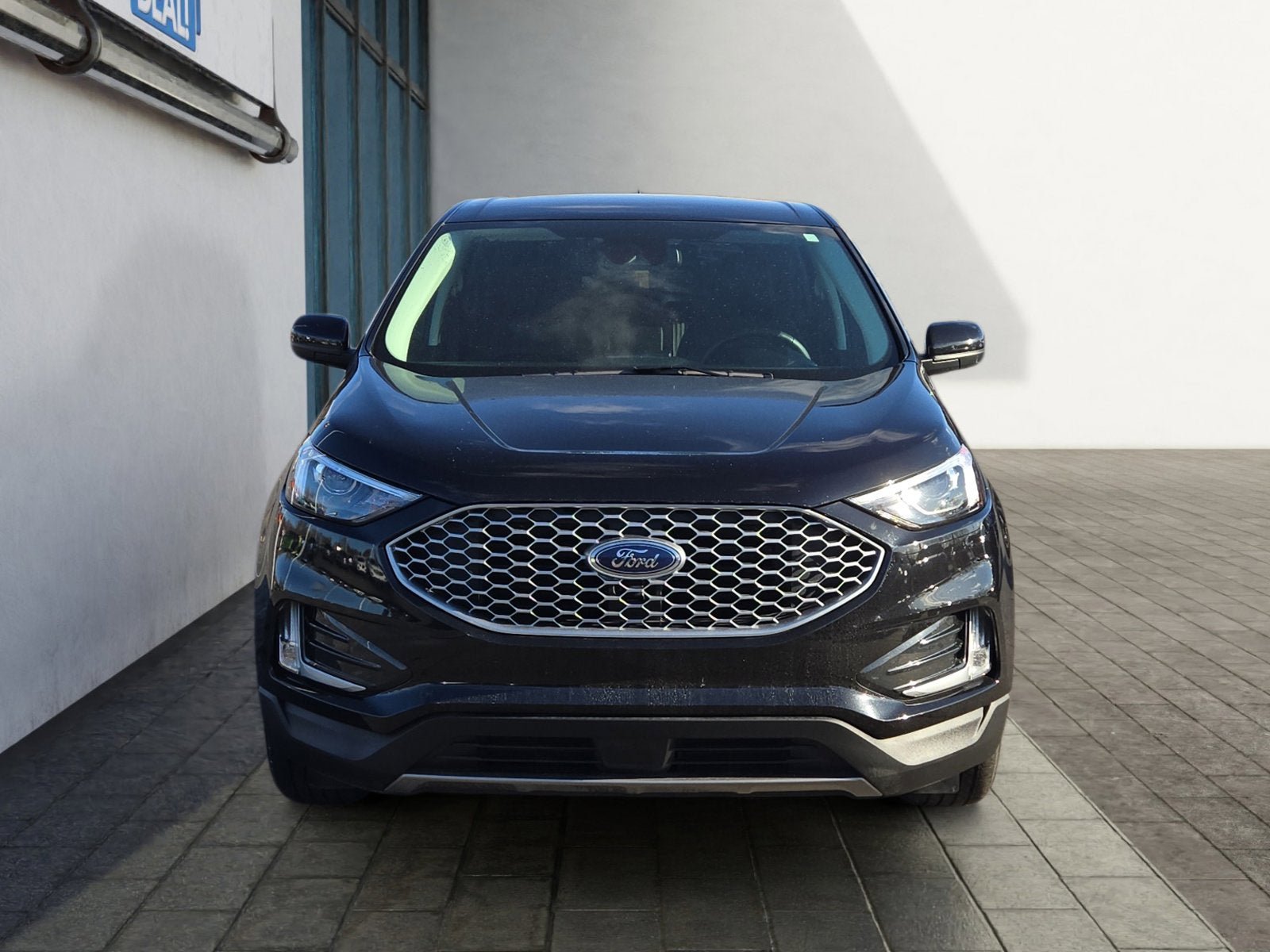 Certified 2023 Ford Edge SEL w/ Convenience Package AWD/4WD image 8