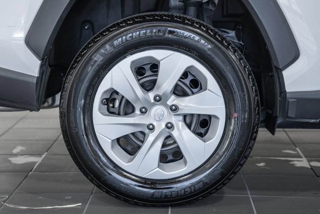 Used 2025 Toyota RAV4 LE image 14