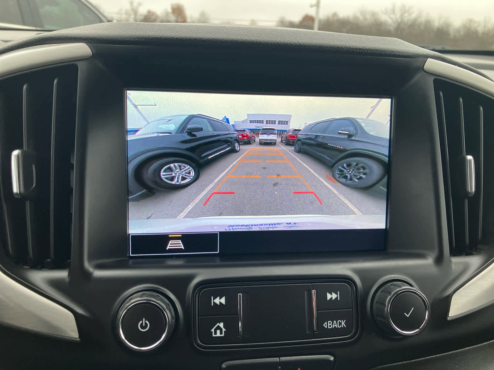 Used 2022 GMC Terrain SLE w/ Driver Convenience Package image 23