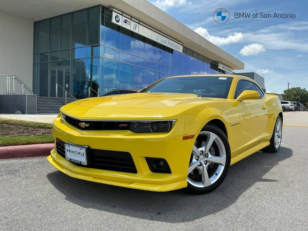 Used 2015 Chevrolet Camaro SS RWD image 1