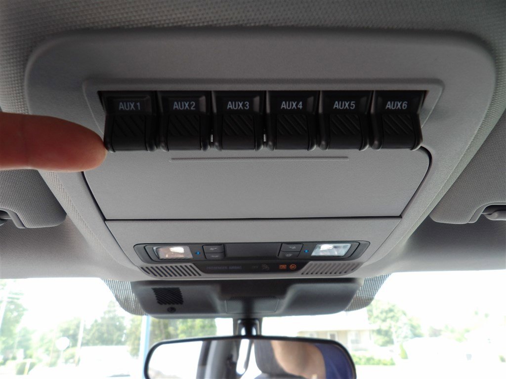 New 2025 Ford F350 XLT w/ FX4 Off-Road Package image 28