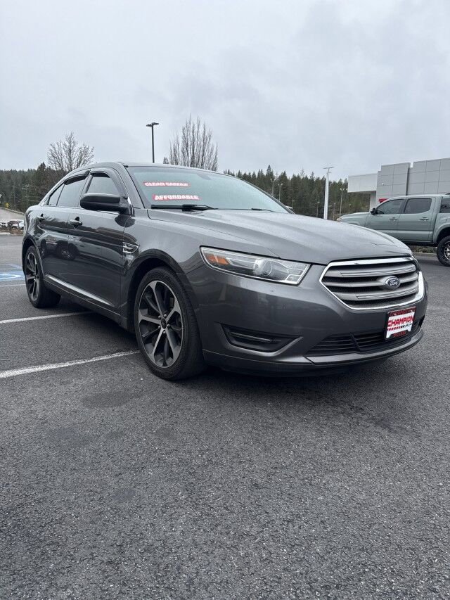 Used 2016 Ford Taurus SEL w/ Equipment Group 201A image 4