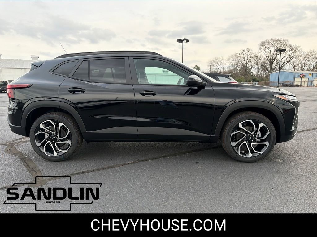 New 2026 Chevrolet Trax RS w/ Sunroof Package image 2