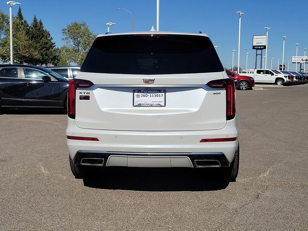 Used 2021 Cadillac XT6 Premium Luxury image 9