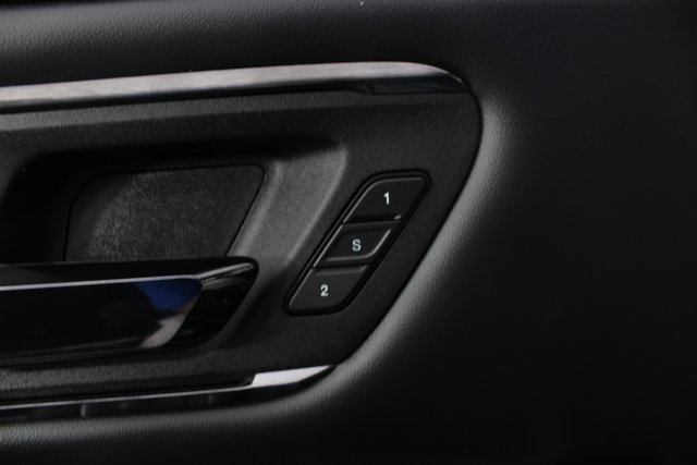 Used 2022 RAM 1500 Limited w/ Body Color Bumper Group image 15