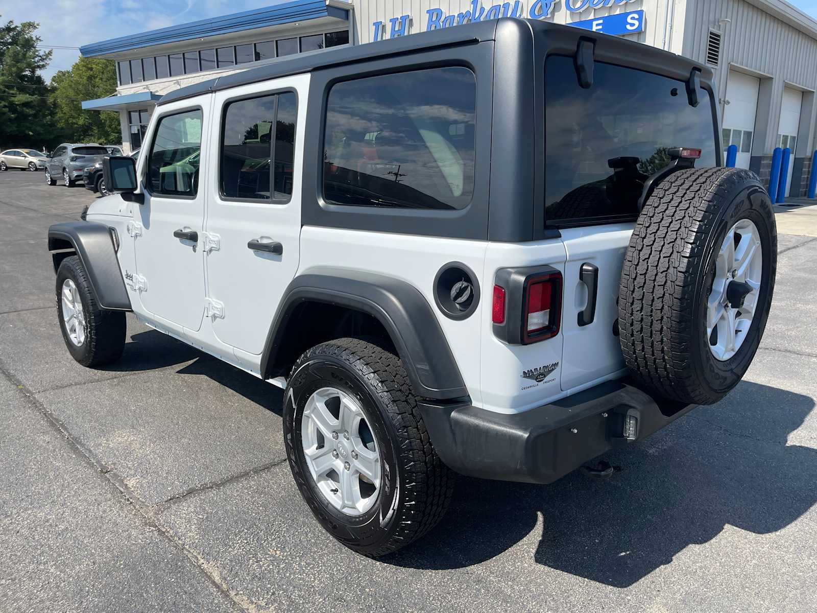 Used 2021 Jeep Wrangler Unlimited Sport AWD/4WD image 5