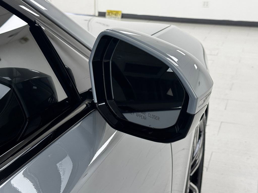 Used 2023 BMW 760i xDrive w/ Executive Package image 39