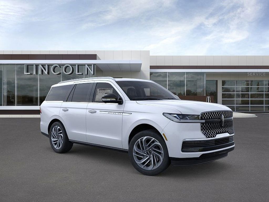 New 2026 Lincoln Navigator Reserve image 7
