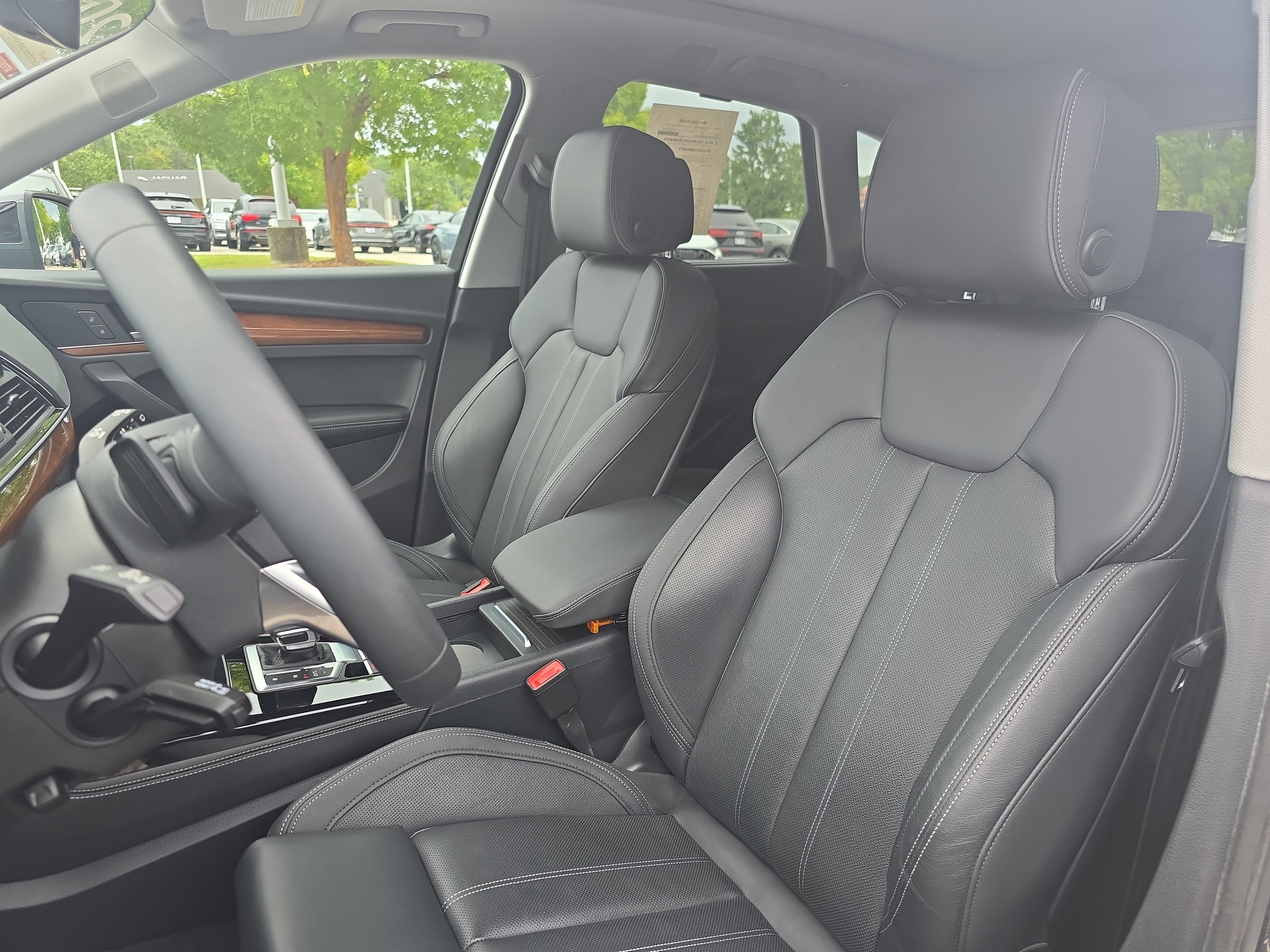 Used 2023 Audi Q5 2.0T Prestige w/ Prestige Package AWD/4WD image 14