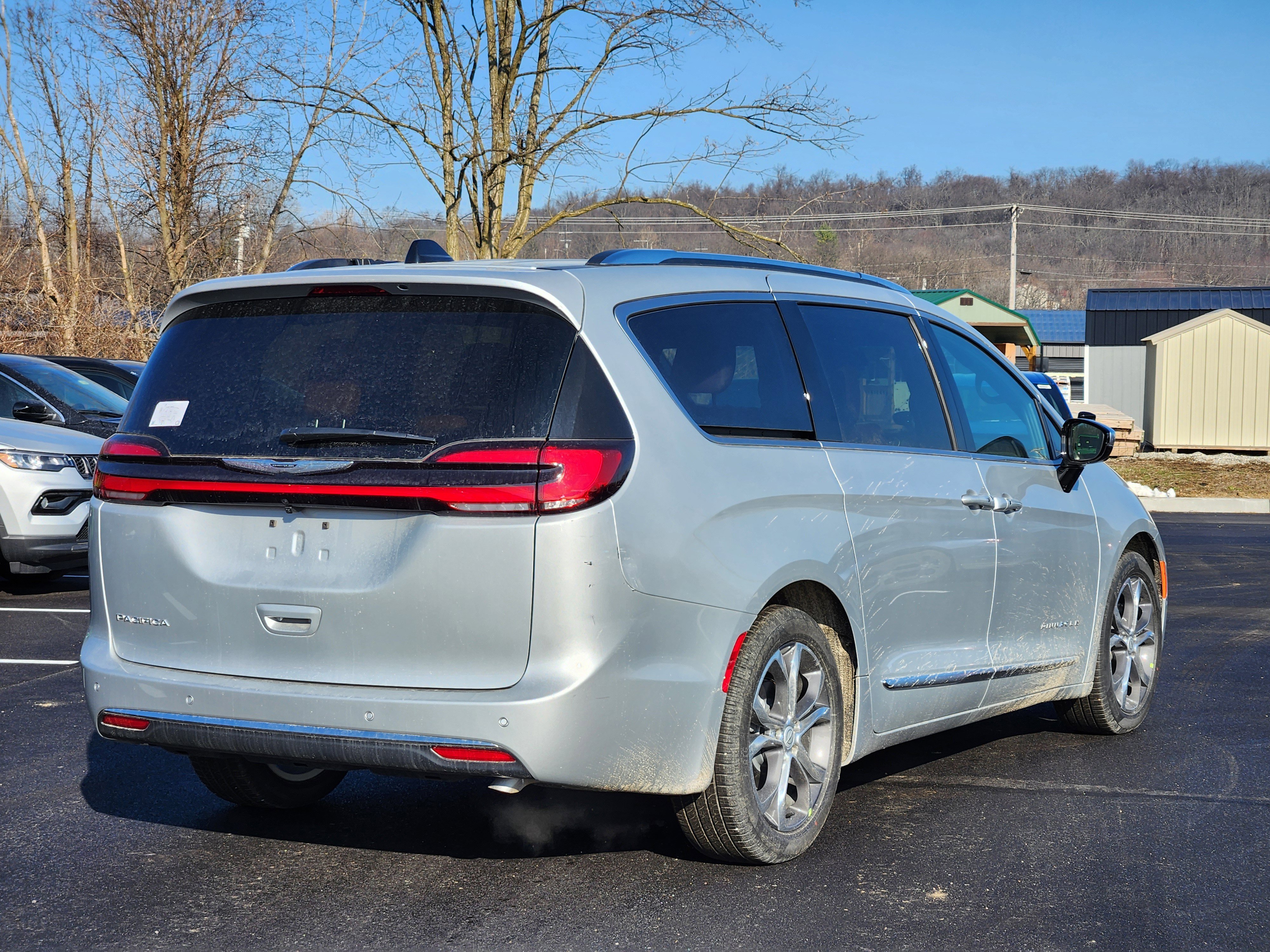 New 2026 Chrysler Pacifica Pinnacle image 14