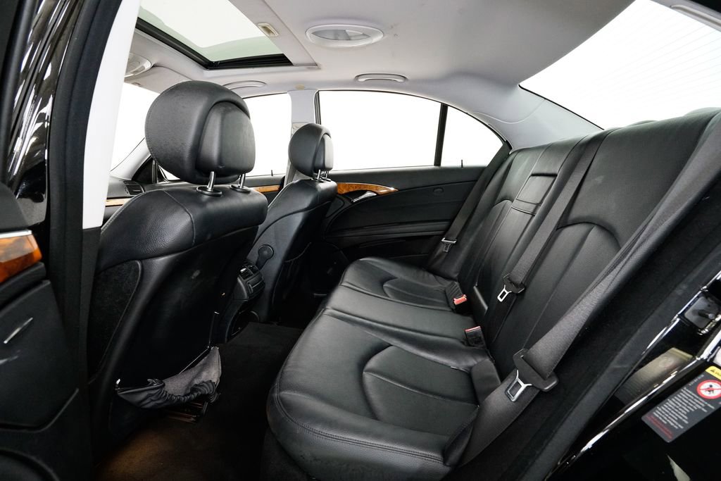 Used 2008 Mercedes-Benz E 350 4MATIC Sedan image 20