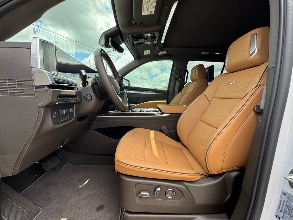 New 2026 Cadillac Escalade Luxury w/ Touring Package AWD/4WD image 25