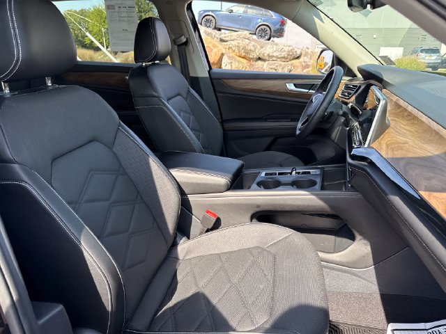 Used 2024 Volkswagen Atlas SE AWD/4WD image 13