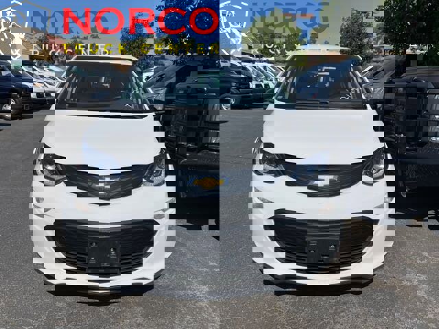 Used 2018 Chevrolet Bolt LT image 2