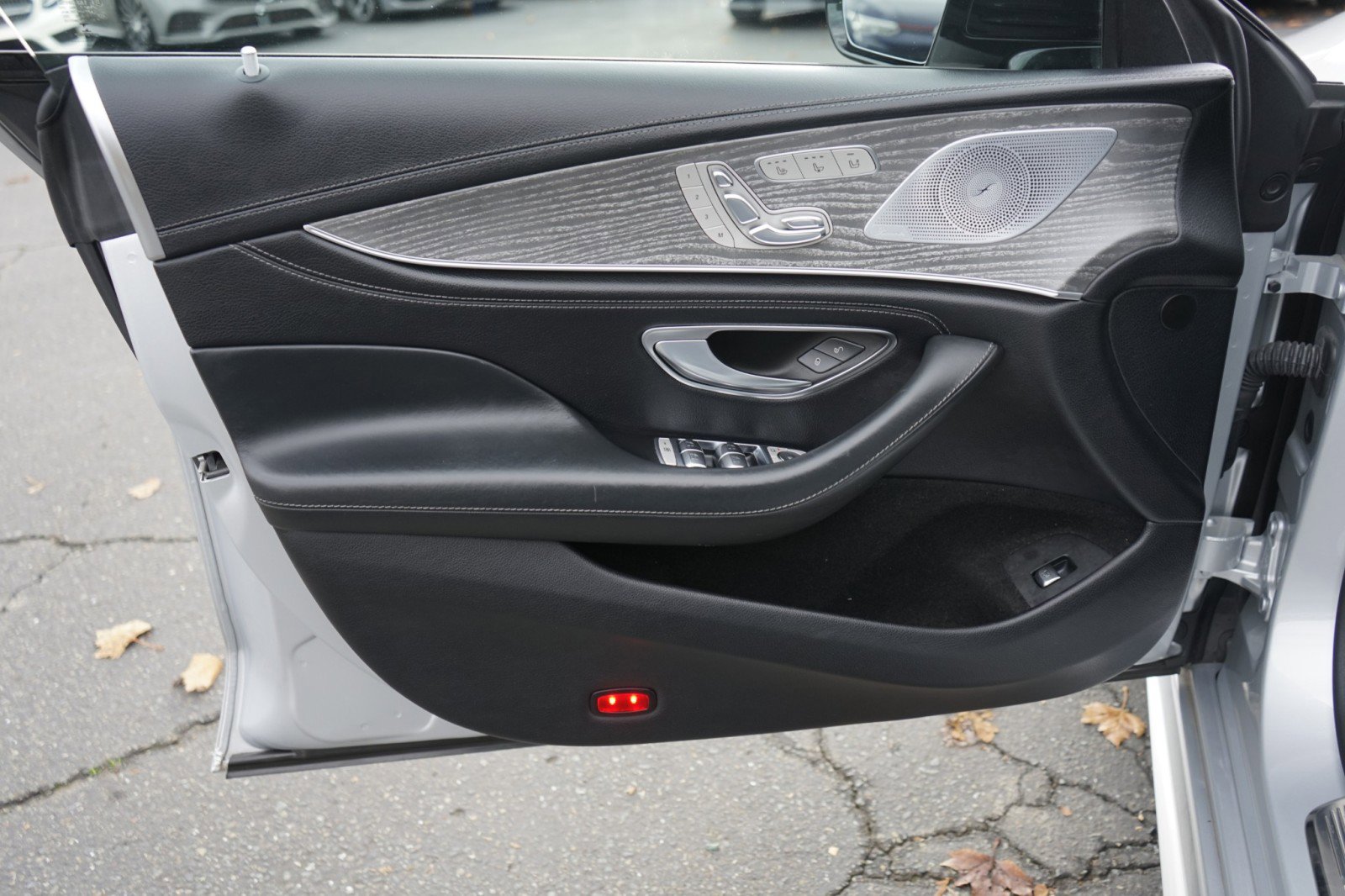 Used 2019 Mercedes-Benz CLS 53 AMG 4MATIC w/ Driver Assistance Package image 28