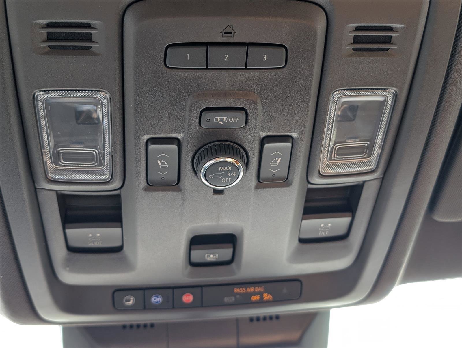 Used 2022 Cadillac Escalade Premium Luxury AWD/4WD image 42