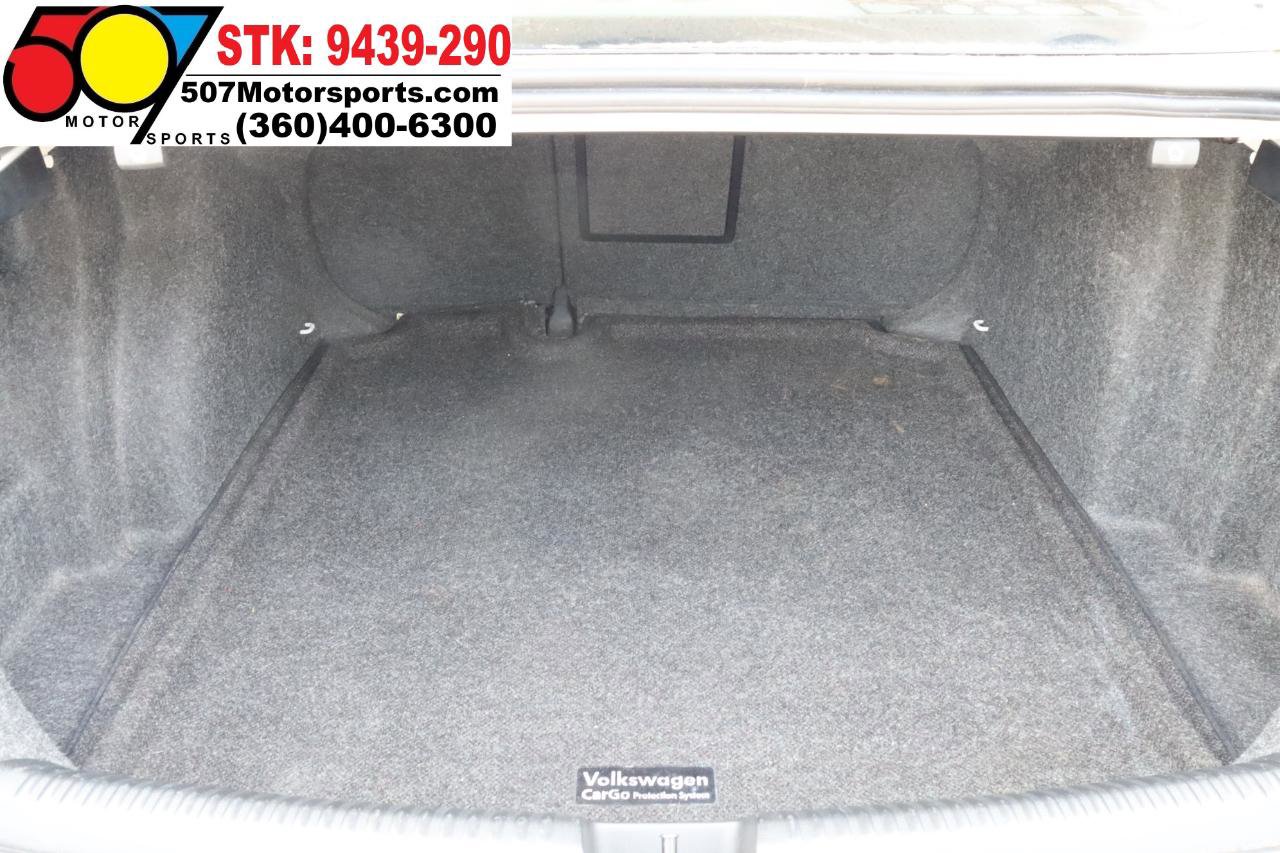 Used 2016 Volkswagen Jetta GLI SE FWD image 15