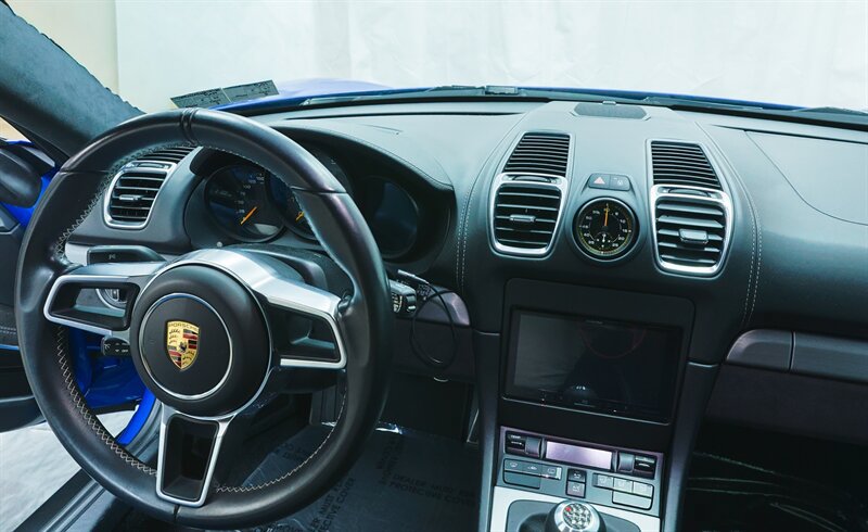 Used 2016 Porsche Cayman GT4 RWD image 62