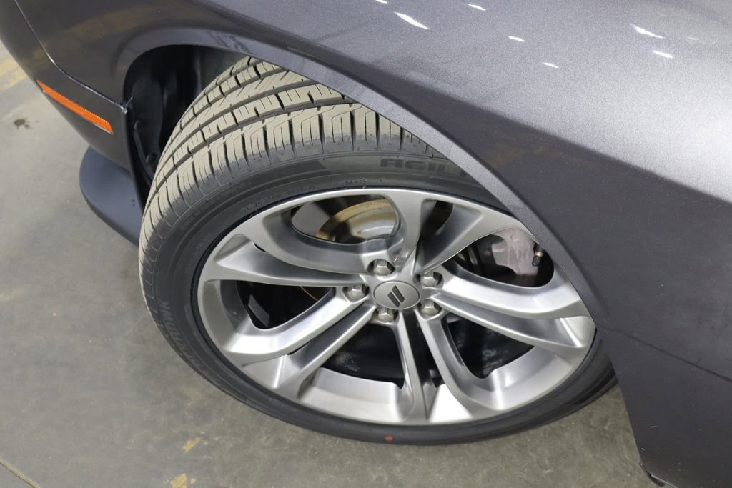 Used 2020 Dodge Challenger R/T image 39