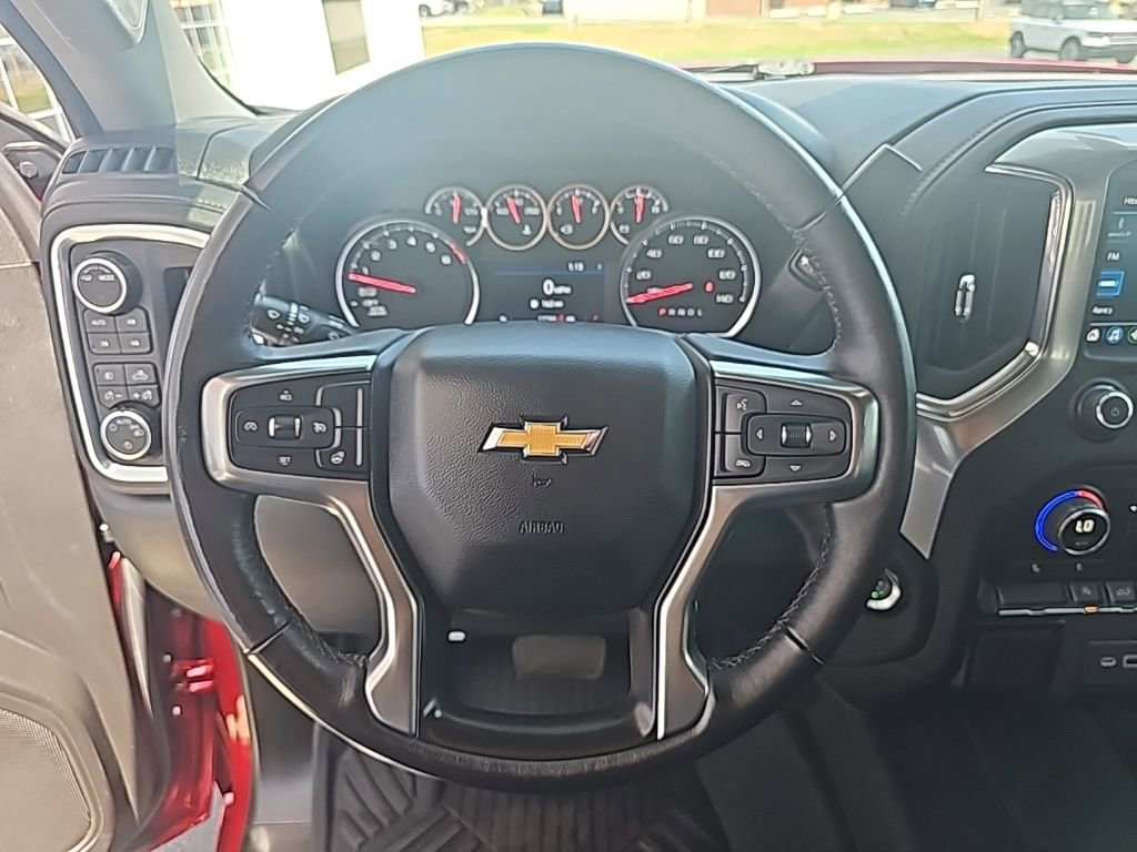 Used 2022 Chevrolet Silverado 1500 LT image 13
