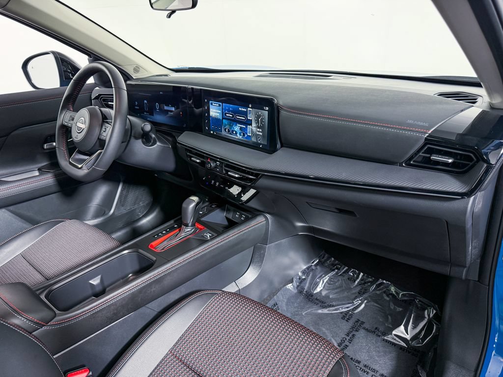 Certified 2025 Nissan Kicks SR w/ SR Premium Package AWD/4WD image 14