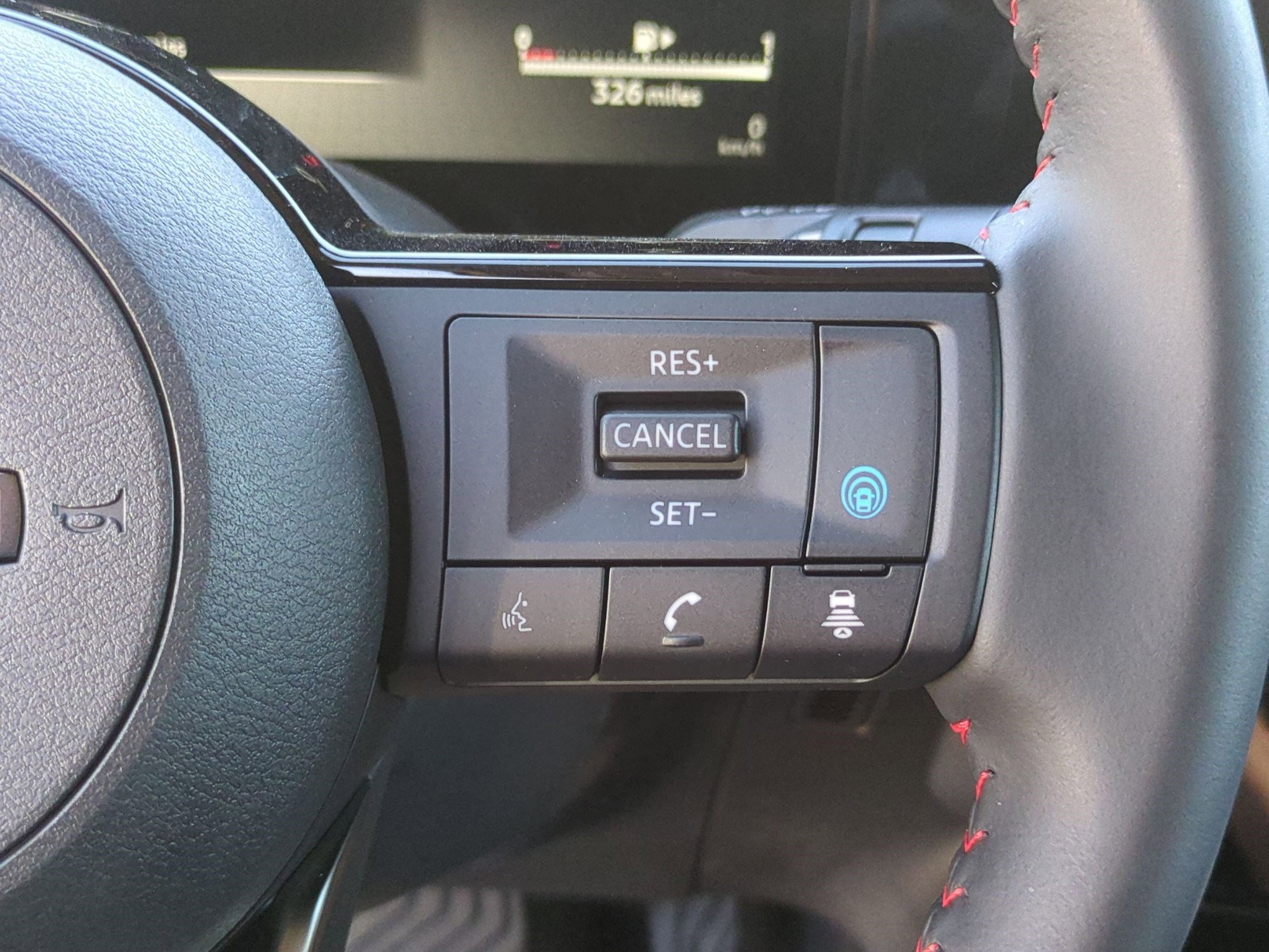 New 2026 Nissan Kicks SR FWD image 15