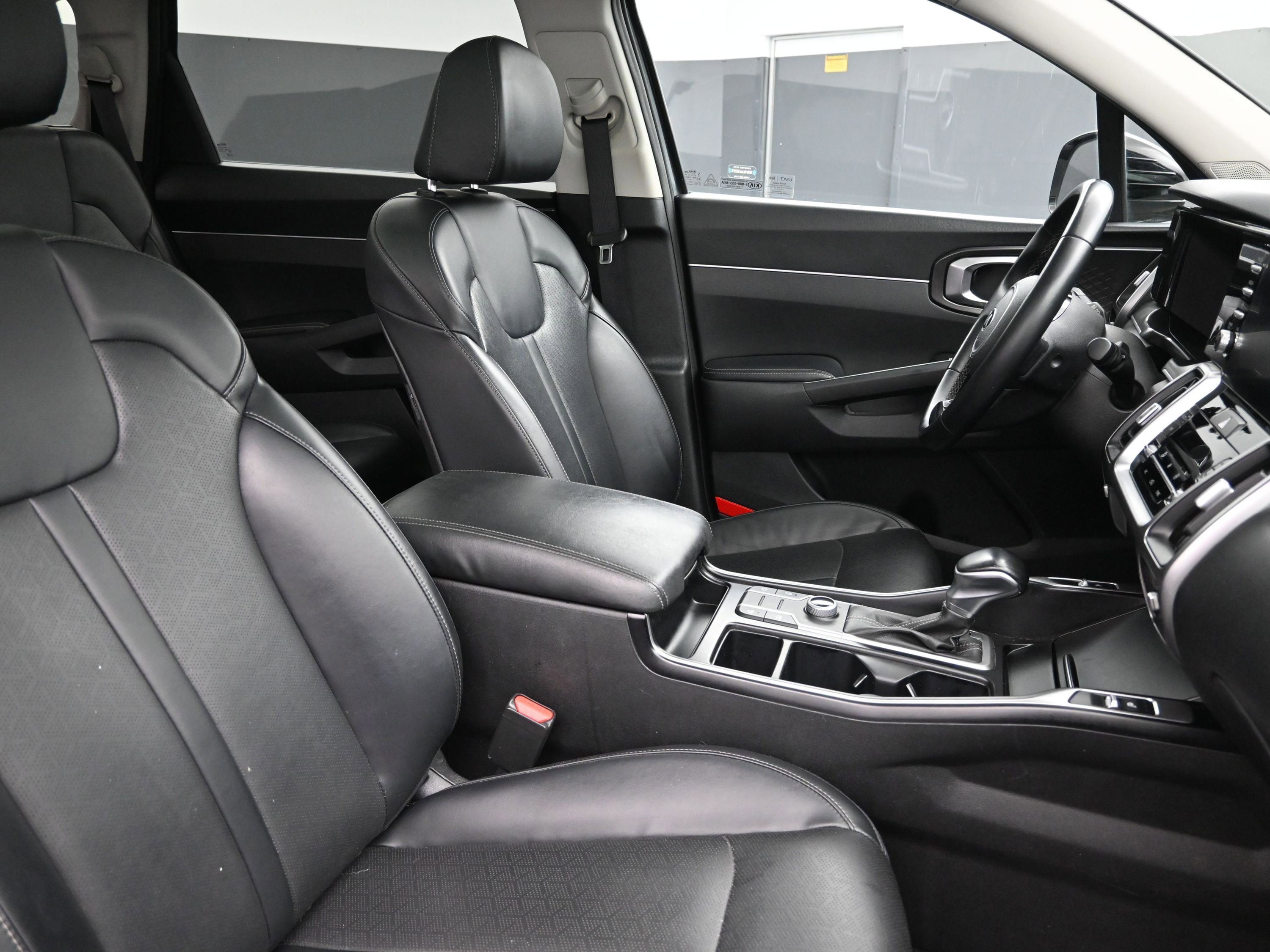 Used 2021 Kia Sorento S w/ Panoramic Sunroof Package AWD/4WD image 29