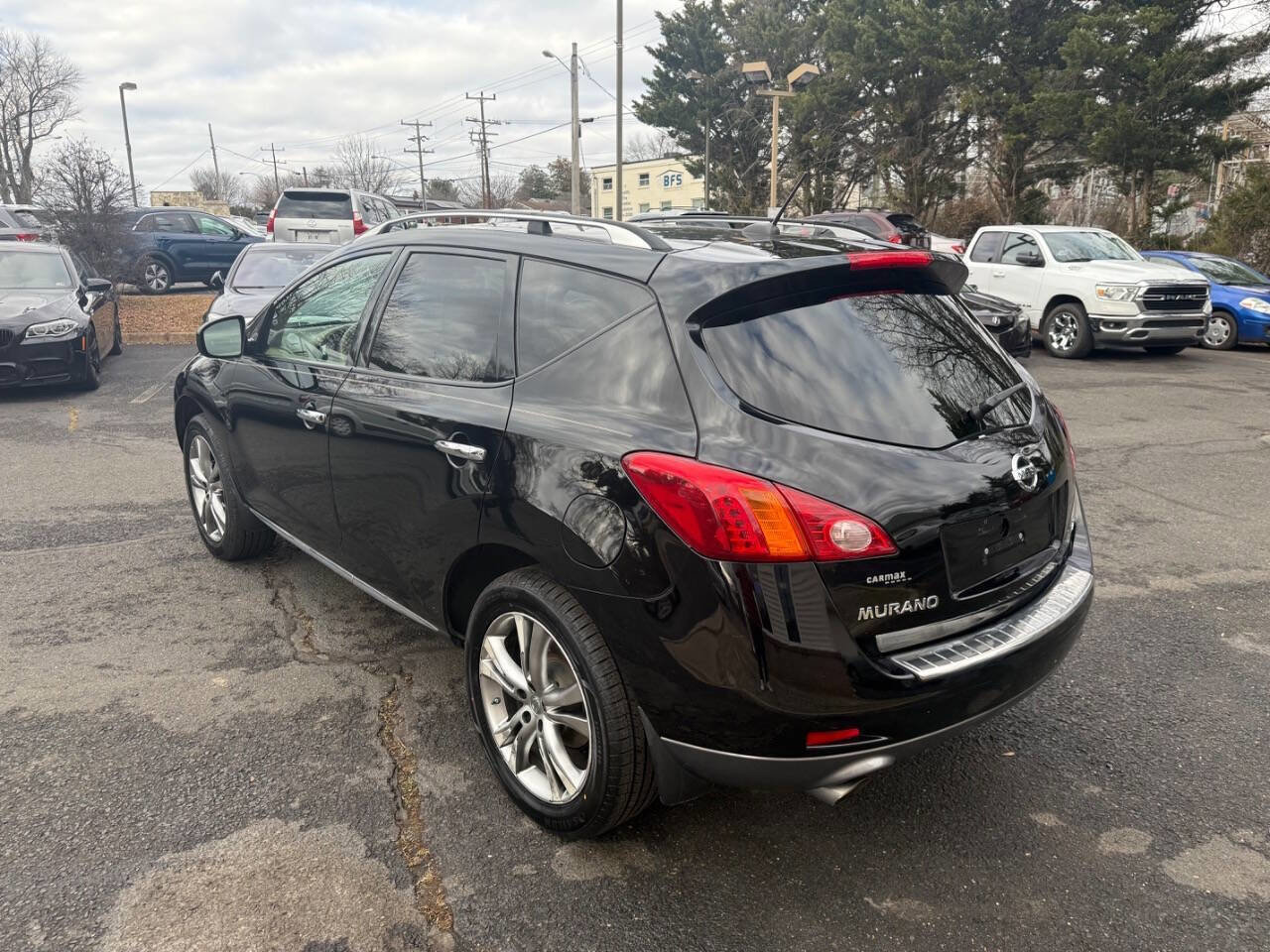 Used 2010 Nissan Murano LE w/ Navigation Pkg image 5