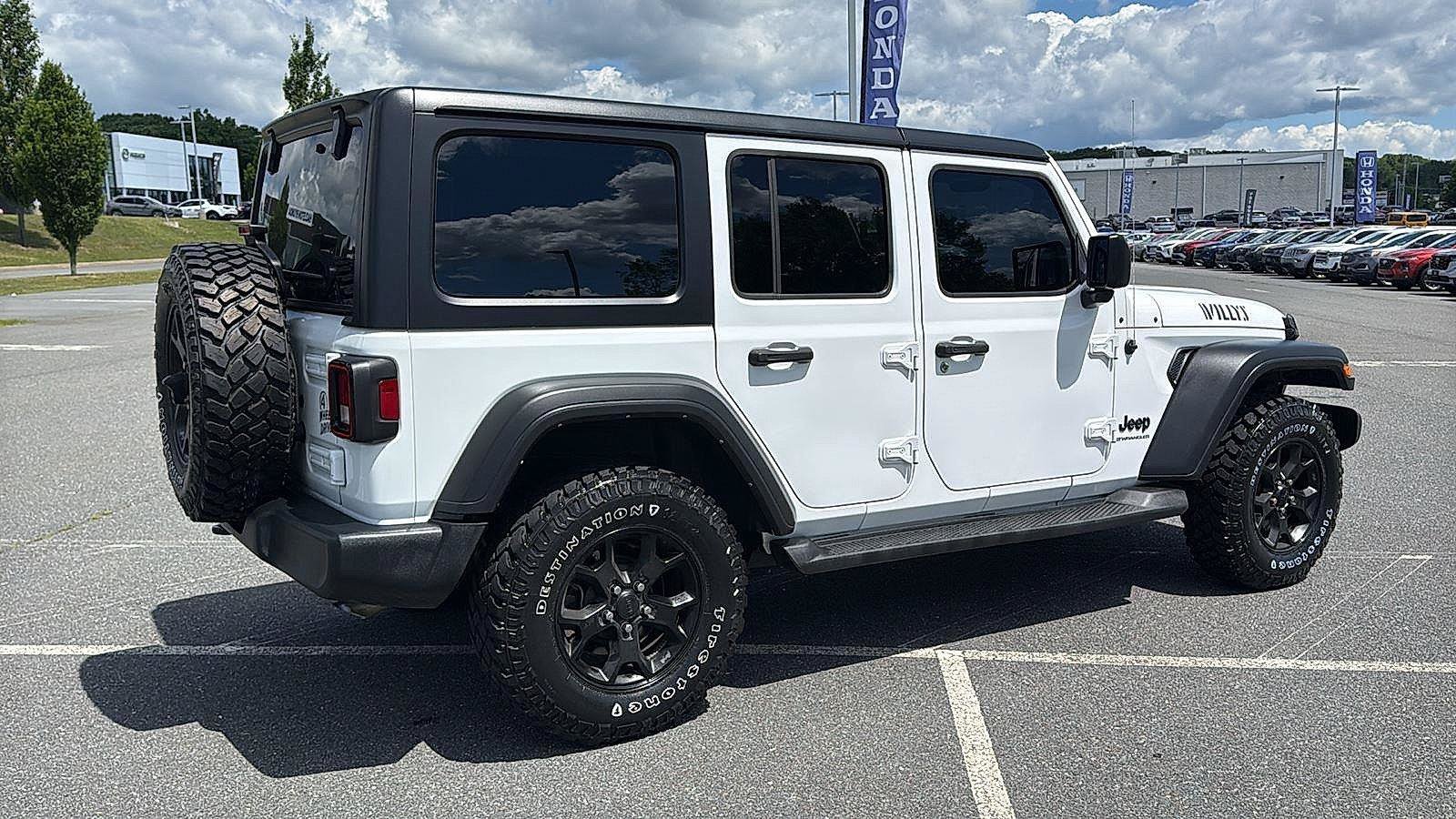 Used 2023 Jeep Wrangler Unlimited Sport AWD/4WD image 5