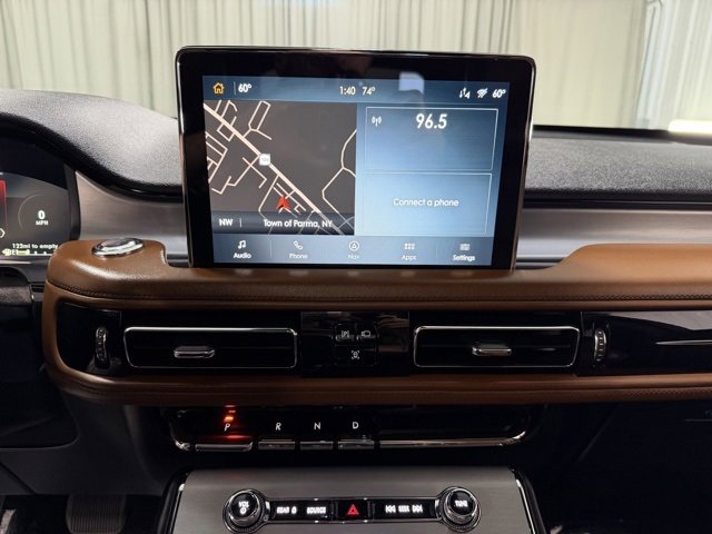 Used 2020 Lincoln Aviator Reserve w/ Elements Package Plus image 16