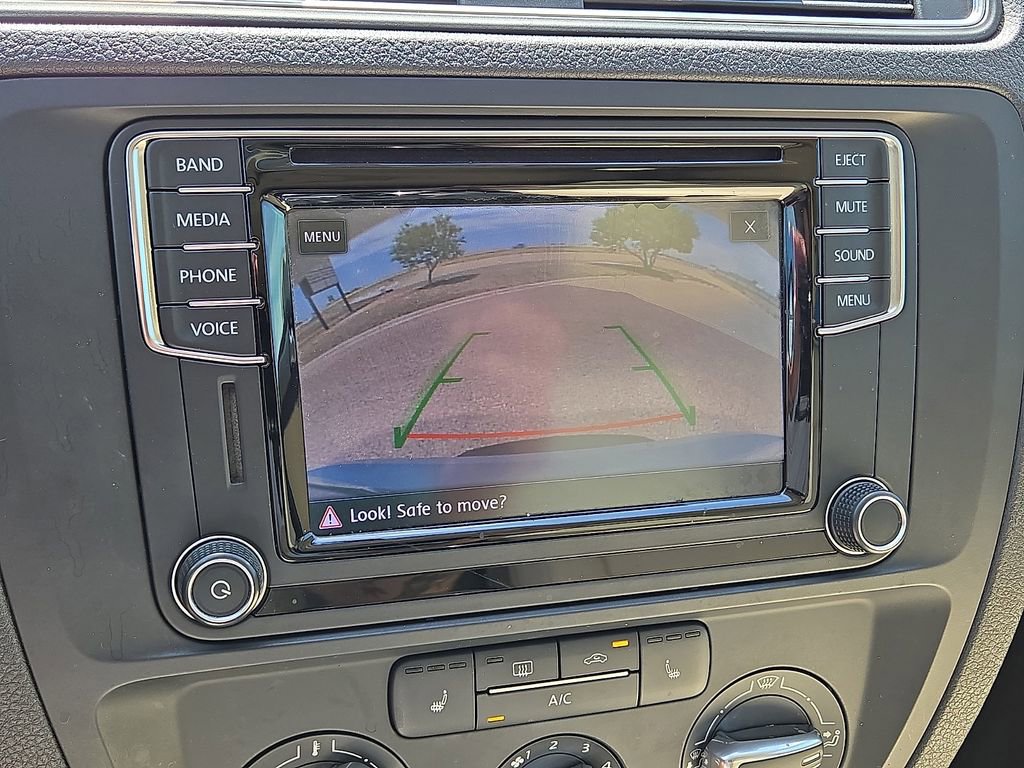 Used 2017 Volkswagen Jetta SE FWD image 26