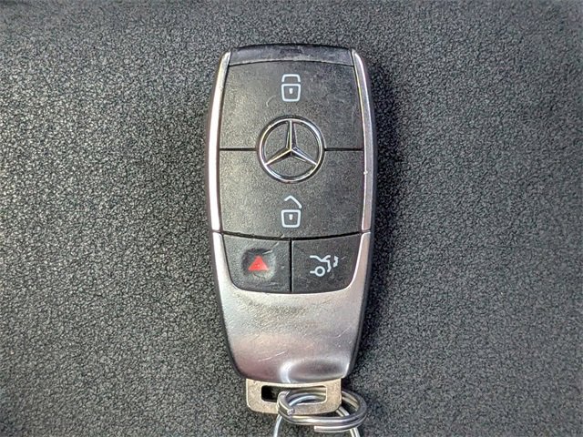 Used 2020 Mercedes-Benz GLB 250 image 96