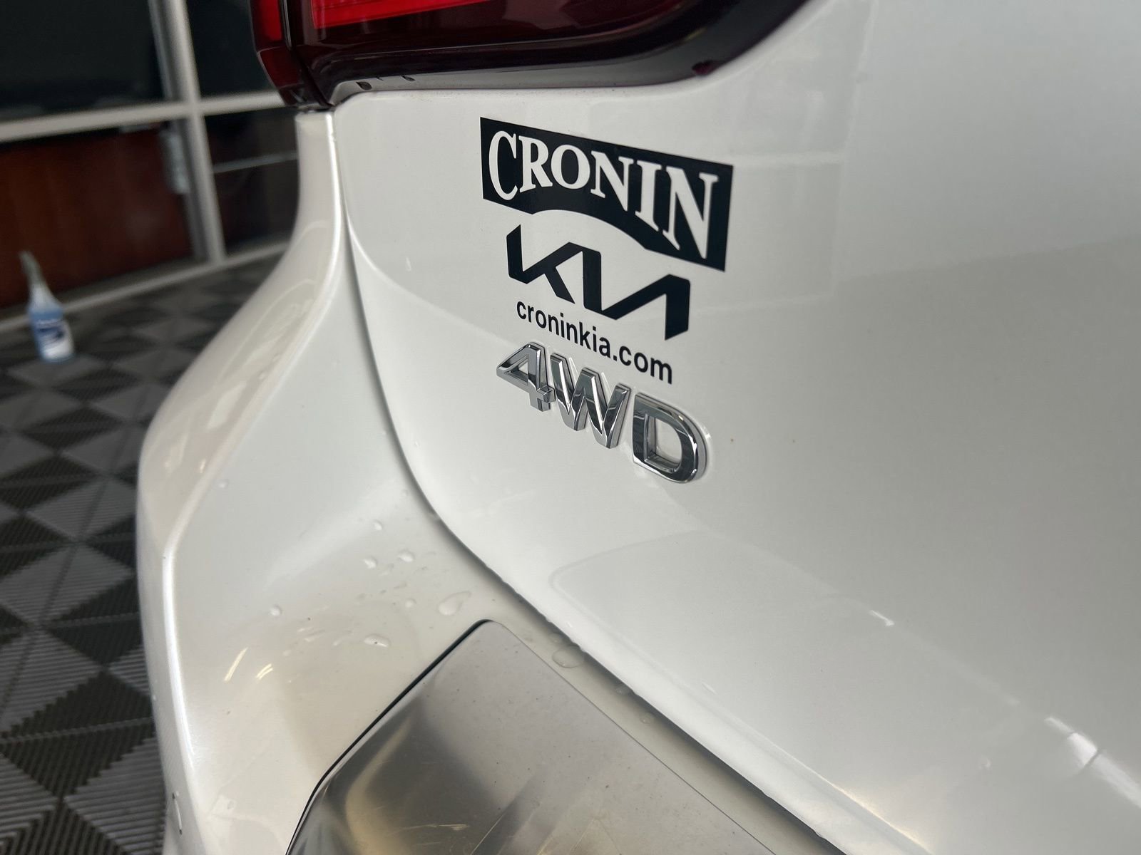 Used 2023 INFINITI QX80 Premium Select w/ Cargo Package AWD/4WD image 8