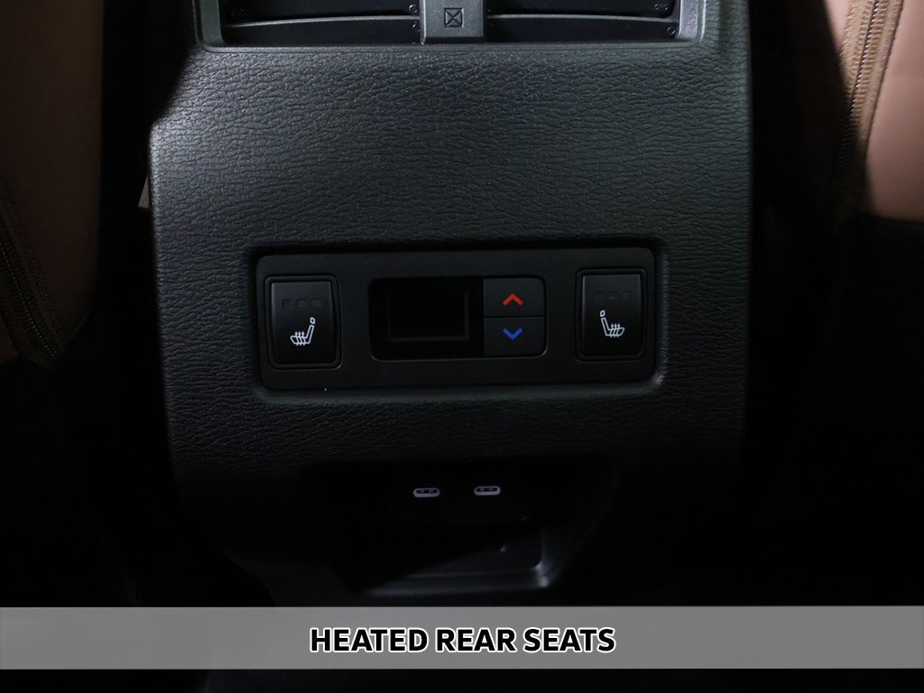 New 2025 Mitsubishi Outlander SEL image 11