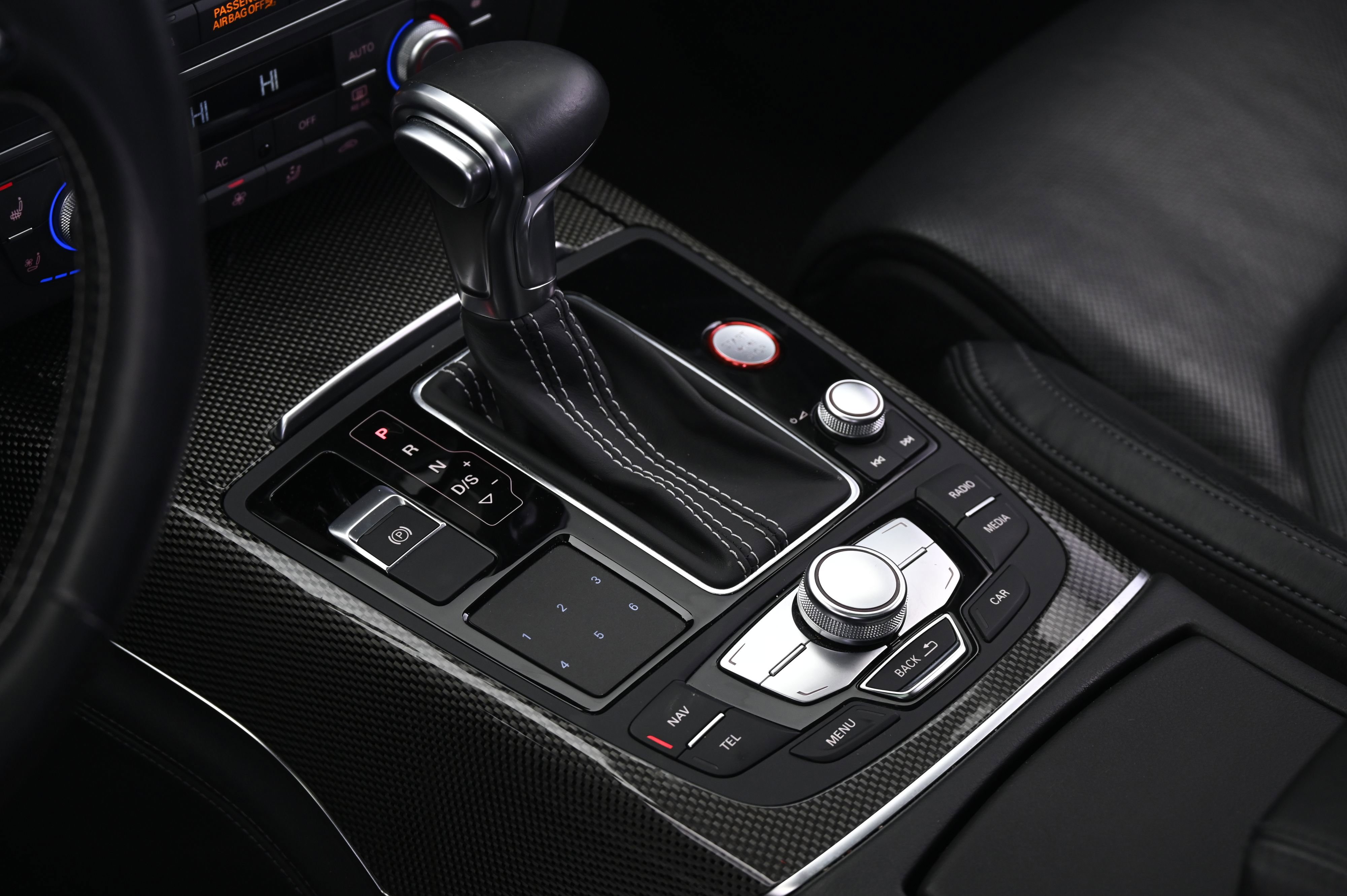 Used 2013 Audi S6 Prestige image 32