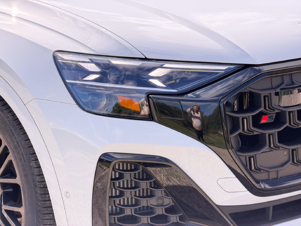 New 2027 Audi SQ8 Prestige AWD/4WD image 3