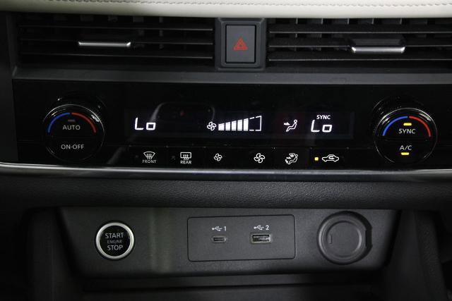 Certified 2023 Nissan Rogue SV image 22