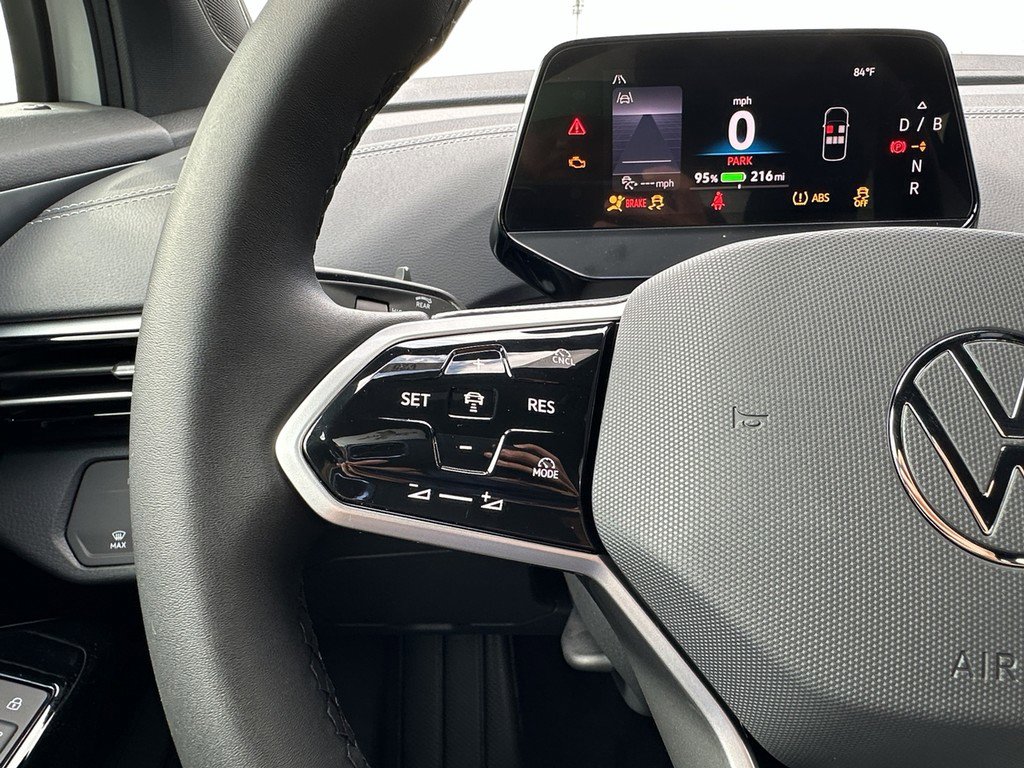 New 2025 Volkswagen ID.4 Pro AWD/4WD image 20