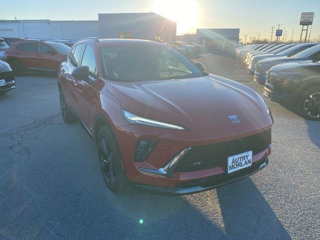 New 2025 Buick Envision Sport Touring image 8